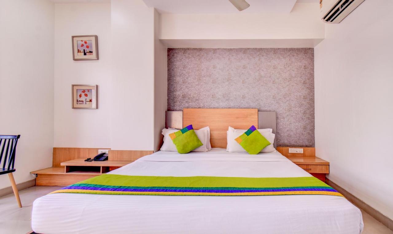 Treebo Admiral Suites New Usmanpura Aurangābād Exterior foto