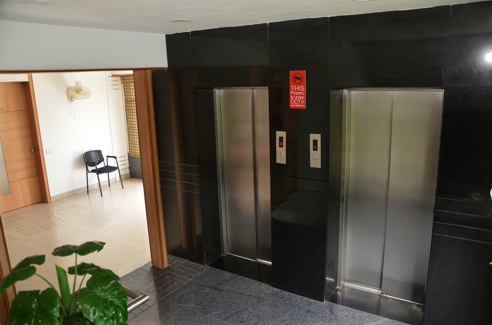 Treebo Admiral Suites New Usmanpura Aurangābād Exterior foto
